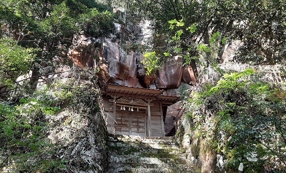 赤岩神社